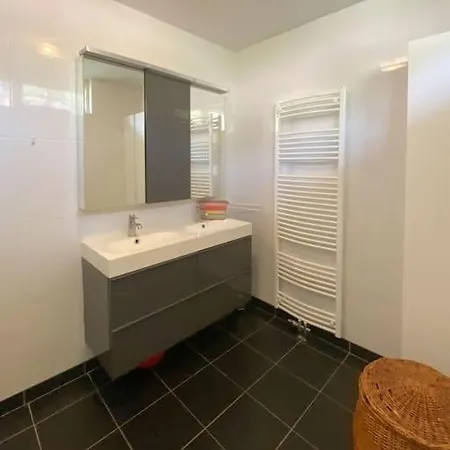 Ruime Familiewoning In Ξενοδοχείο